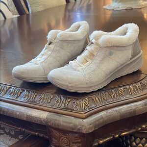 Zees  ankle boot / shoes / slip ons NWOT